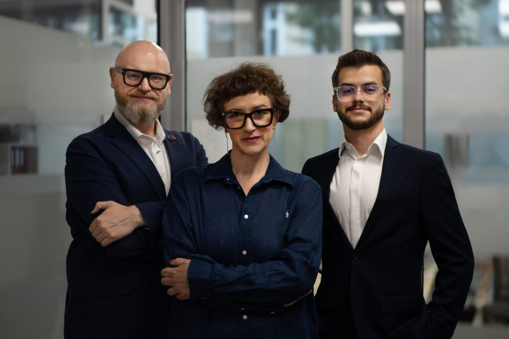 Zarząd Fundacji PERSEUS: (od lewej) Krzysztof Frąszczak, Aleksandra Frąszczak oraz Patryk Piwko